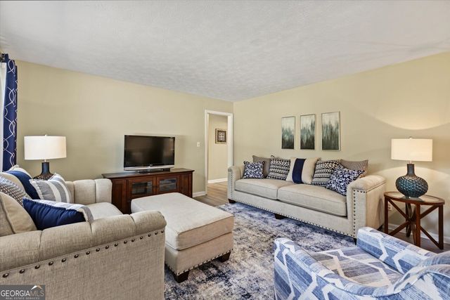 2275 Hurt Road SW, Marietta, GA 30008