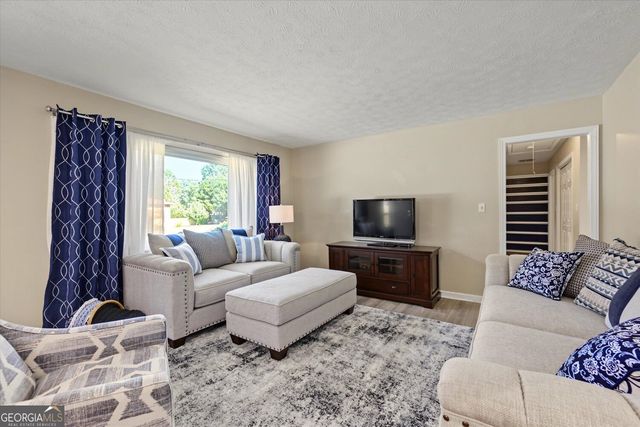 2275 Hurt Road SW, Marietta, GA 30008