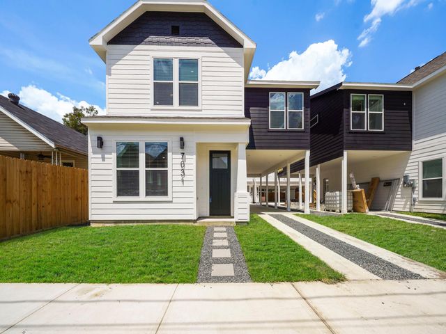 7033 Avenue N, Houston, TX 77011