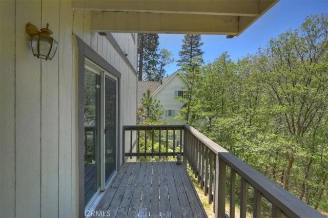 1023 Pintail Circle, Lake Arrowhead, CA 92352