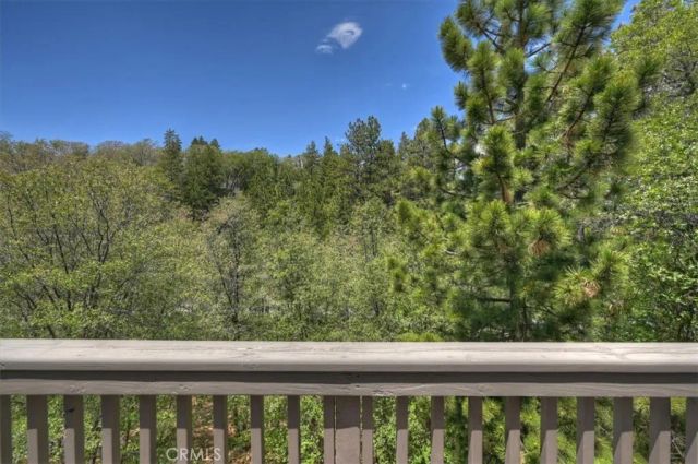 1023 Pintail Circle, Lake Arrowhead, CA 92352