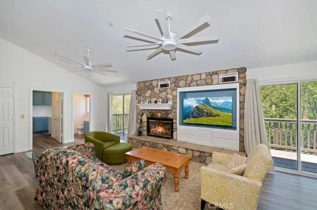 1023 Pintail Circle, Lake Arrowhead, CA 92352