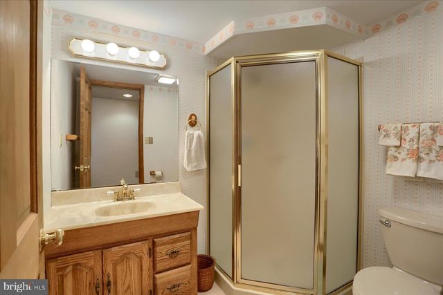 1009 COPPER CREEK DR, Mechanicsburg, PA 17050