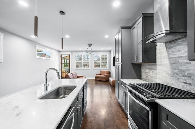 1833 16th Ave, N, Nashville, TN 37208