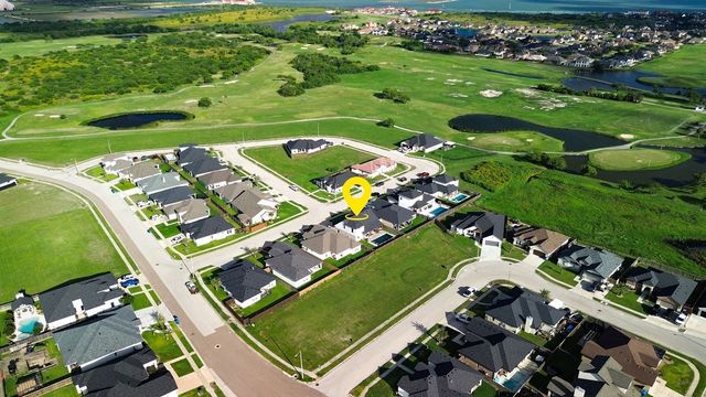 107 John Russell Dr, Portland, TX 78374