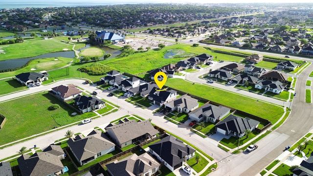 107 John Russell Dr, Portland, TX 78374