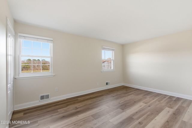 40 Greenwood Loop Road, Brick, NJ 08724