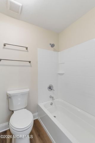 40 Greenwood Loop Road, Brick, NJ 08724