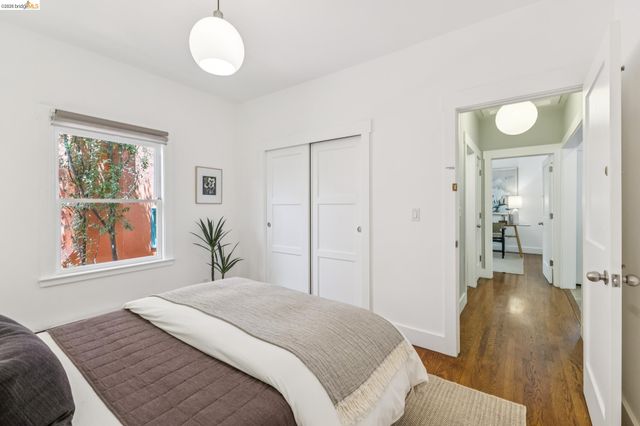 98 Montell St, Oakland, CA 94611