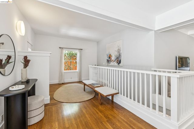 98 Montell St, Oakland, CA 94611