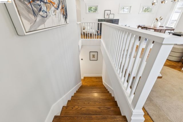 98 Montell St, Oakland, CA 94611