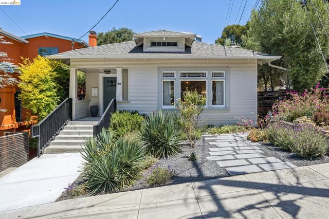 98 Montell St, Oakland, CA 94611