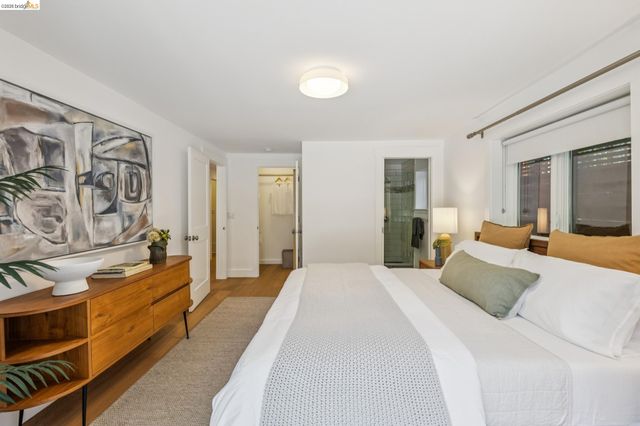 98 Montell St, Oakland, CA 94611