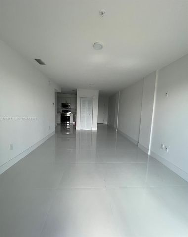 10950 NW 82nd St 207, Doral, FL 33178