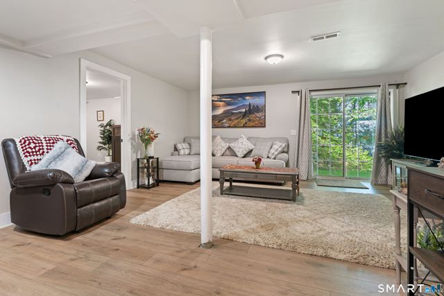 40 Lexington Way North, Milford, CT 06461