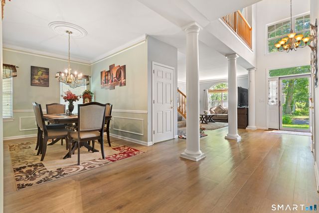 40 Lexington Way North, Milford, CT 06461