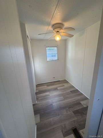 620 Montauk Highway 33, Westhampton Beach, NY 11791