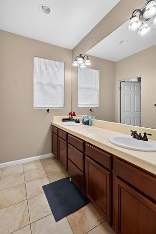 8740 Laguna St, Chowchilla, CA 93610