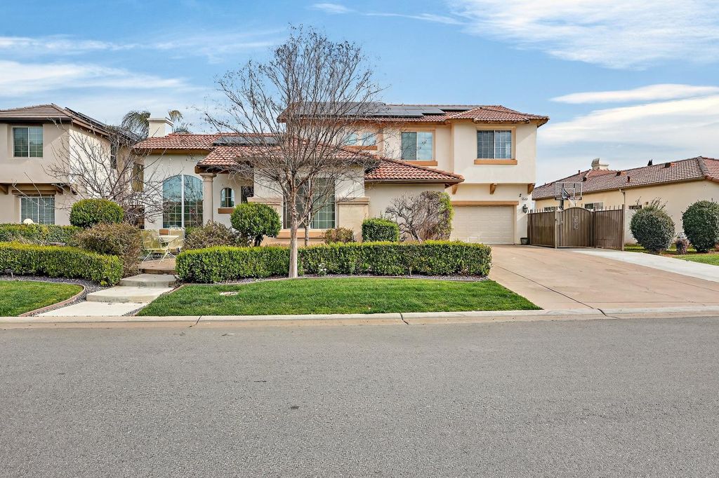 8740 Laguna St, Chowchilla, CA 93610