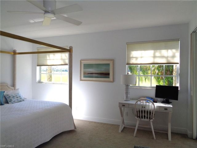 515 Laguna Royale BLVD # 102, Naples, FL 34119