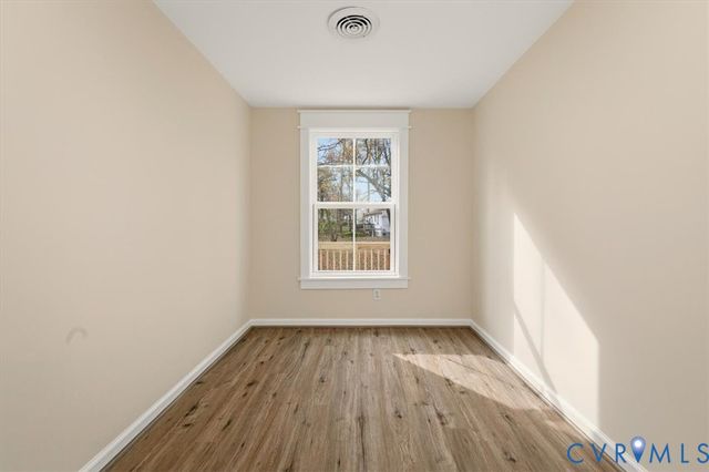 1304 Lee Ln, Hopewell, VA 23860