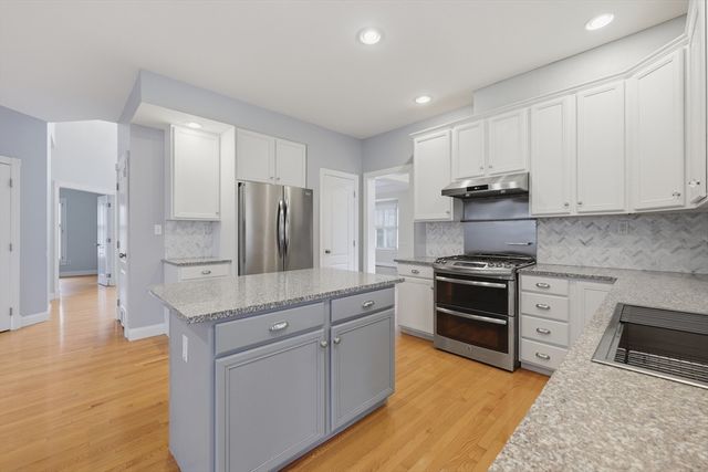 35 Peter Street, Holliston, MA 01746