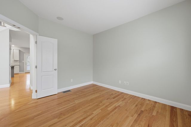 35 Peter Street, Holliston, MA 01746