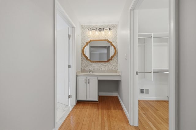 35 Peter Street, Holliston, MA 01746