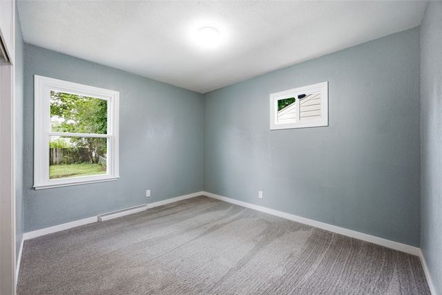 3811 Mount Vernon Road SE, Cedar Rapids, IA 52403