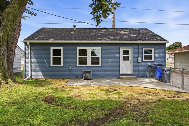 3811 Mount Vernon Road SE, Cedar Rapids, IA 52403