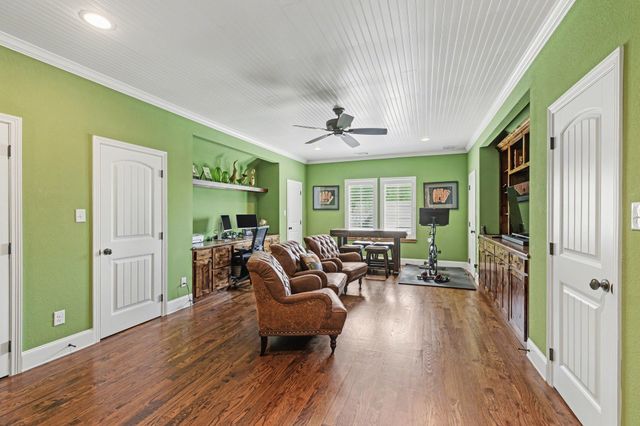 809 W Louisiana Street, Mckinney, TX 75069