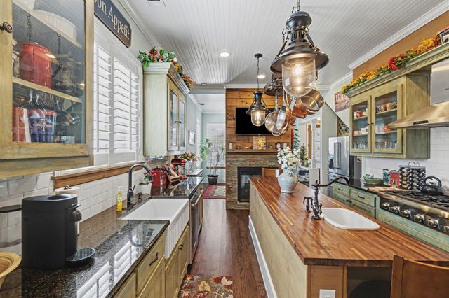 809 W Louisiana Street, Mckinney, TX 75069