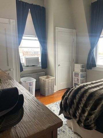 554 East 4th Street 6, Boston, MA 02127
