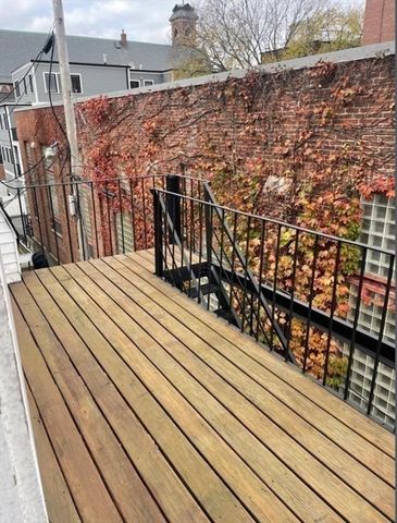 554 East 4th Street 6, Boston, MA 02127