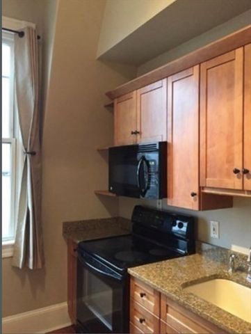 554 East 4th Street 6, Boston, MA 02127