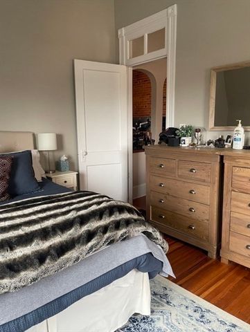 554 East 4th Street 6, Boston, MA 02127