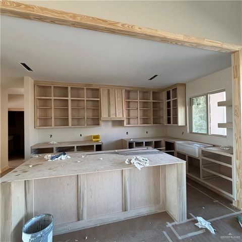 6107 West Street, Brownsville, TX 78526