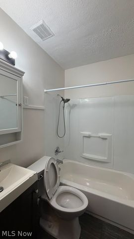 10009 Sladden Avenue, Garfield Heights, OH 44125