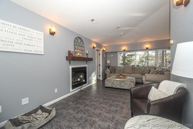 16230 Flint Ridge Drive, Kansas, OK 74347