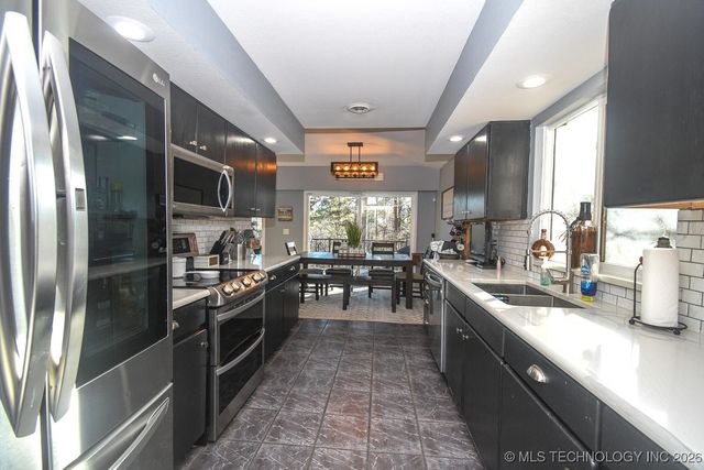 16230 Flint Ridge Drive, Kansas, OK 74347