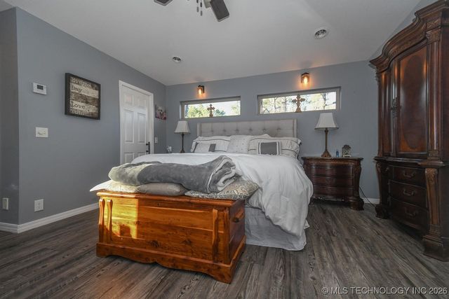 16230 Flint Ridge Drive, Kansas, OK 74347