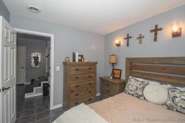 16230 Flint Ridge Drive, Kansas, OK 74347