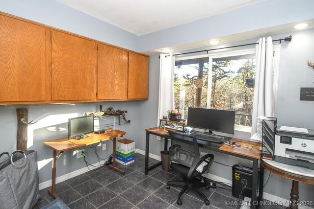 16230 Flint Ridge Drive, Kansas, OK 74347