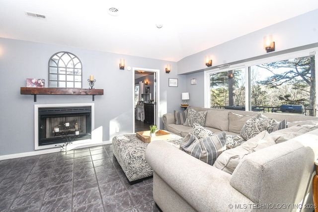 16230 Flint Ridge Drive, Kansas, OK 74347