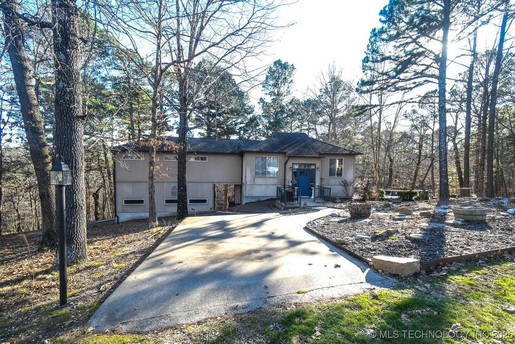 16230 Flint Ridge Drive, Kansas, OK 74347