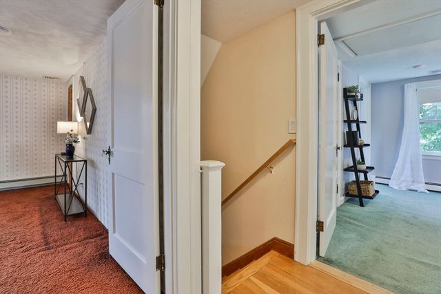 21 Preston St, Wakefield, MA 01880