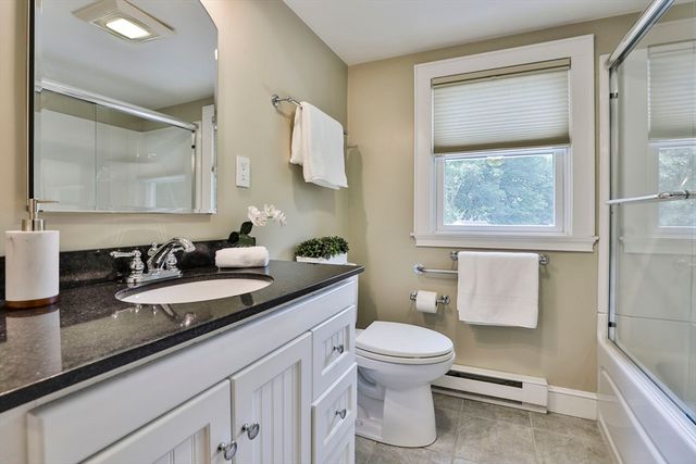 21 Preston St, Wakefield, MA 01880
