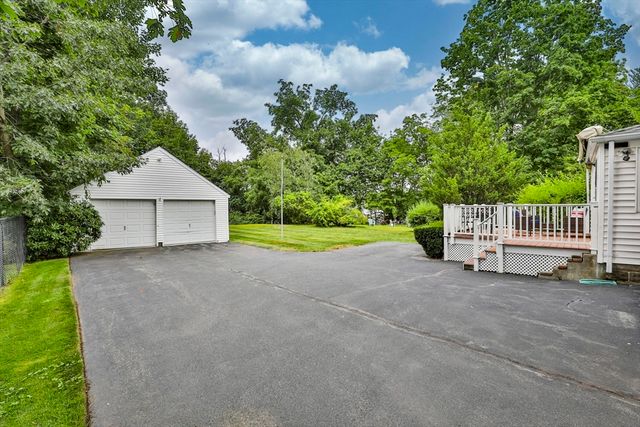 21 Preston St, Wakefield, MA 01880