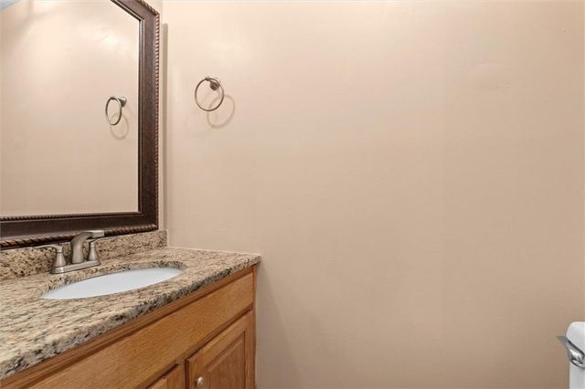 105 Hawk Ln, Carrollton, GA 30116