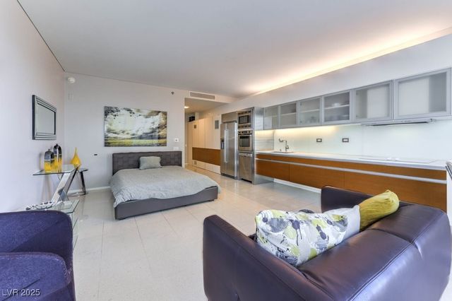 3722 Las Vegas Boulevard 708, Las Vegas, NV 89158